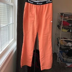 Rare Grey’s active pants